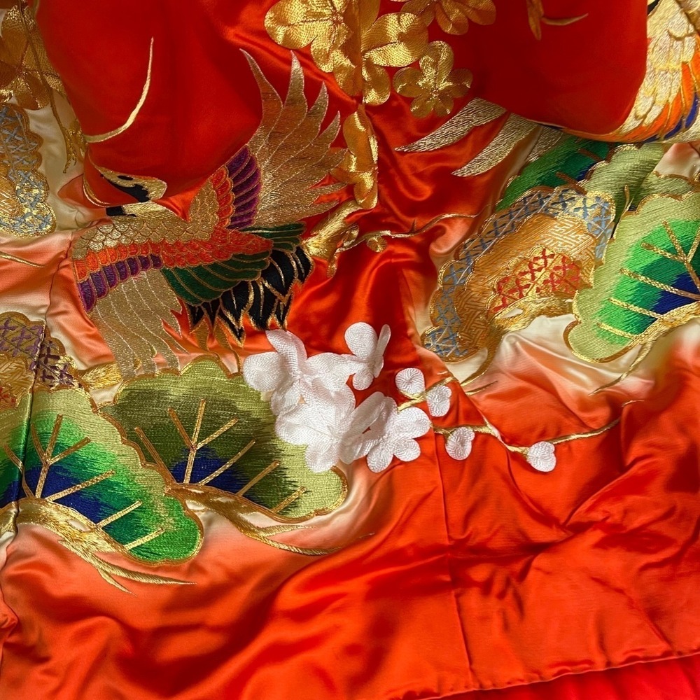Japanese Orange uchikake Floral  Kimono Robe Traditional Japanese Wedding floral - Picture 6 of 12